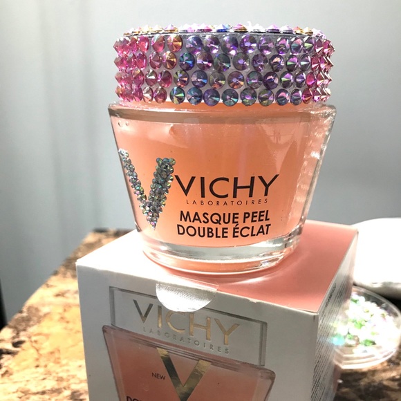 Vichy Glow Peel Mask with Volcanic Rock and AHA - Picture 4 of 5